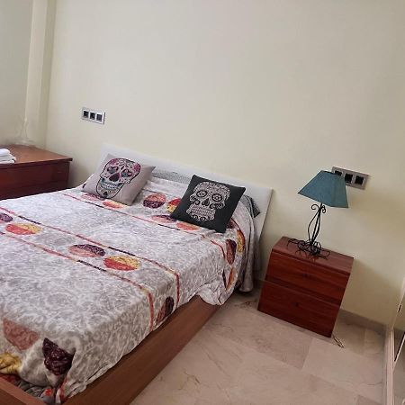 Casa Ideal Familias Y Grupos Con Balcones Exterior Soleada Patios Cerca Alhambra, Sierra Nevada, Rio Genil, Lancha Del Genil, Parque Llano Y Reloj Del Sol Con Barbacoas, Campo De Futbol, Circuito Gimnasia Leilighet Granada Eksteriør bilde