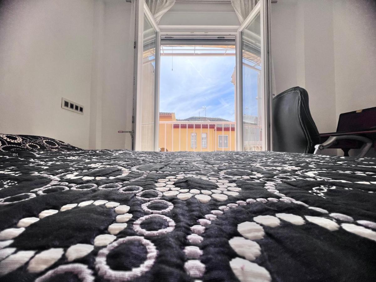 Casa Ideal Familias Y Grupos Con Balcones Exterior Soleada Patios Cerca Alhambra, Sierra Nevada, Rio Genil, Lancha Del Genil, Parque Llano Y Reloj Del Sol Con Barbacoas, Campo De Futbol, Circuito Gimnasia Leilighet Granada Eksteriør bilde