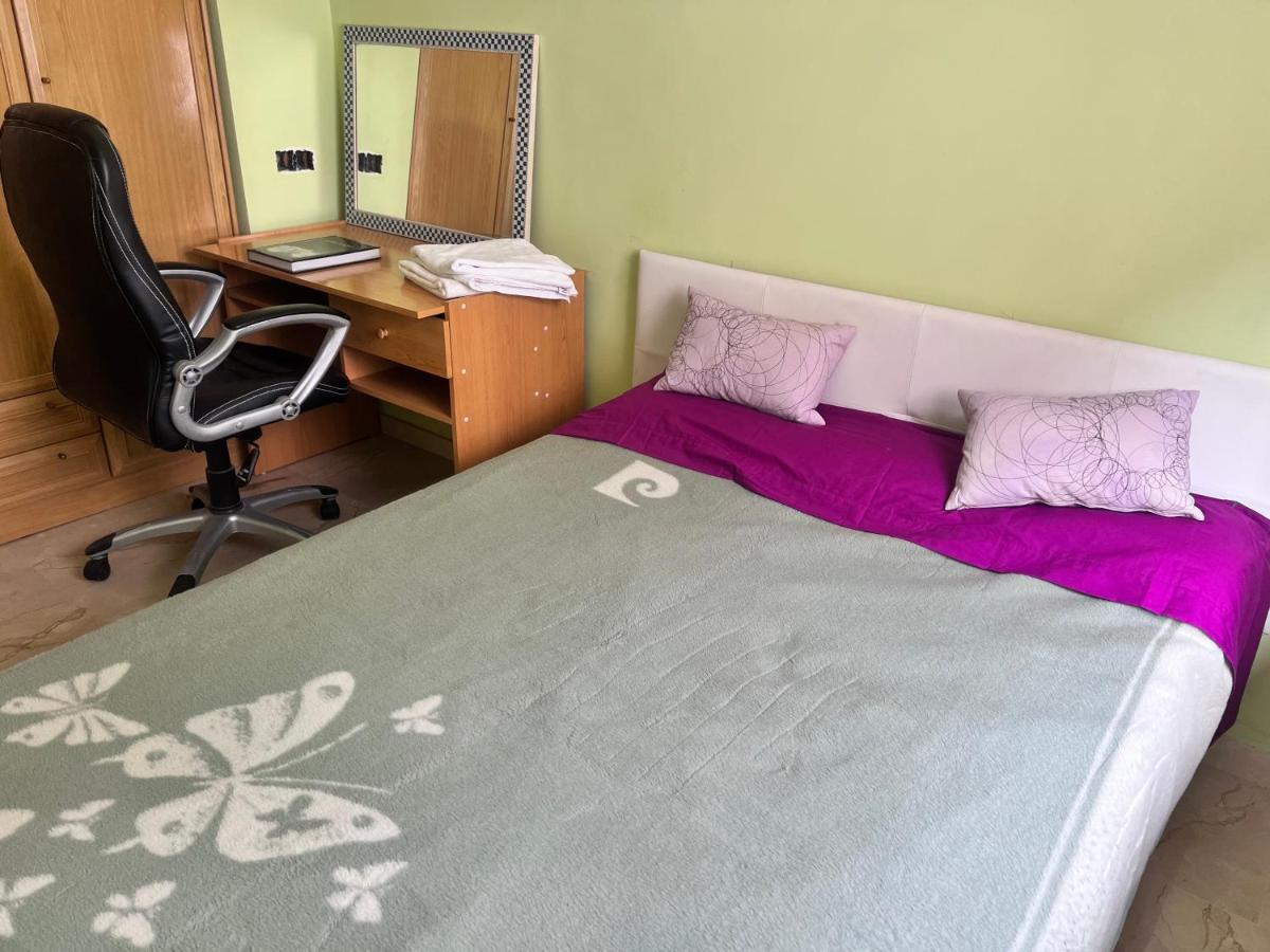 Casa Ideal Familias Y Grupos Con Balcones Exterior Soleada Patios Cerca Alhambra, Sierra Nevada, Rio Genil, Lancha Del Genil, Parque Llano Y Reloj Del Sol Con Barbacoas, Campo De Futbol, Circuito Gimnasia Leilighet Granada Eksteriør bilde