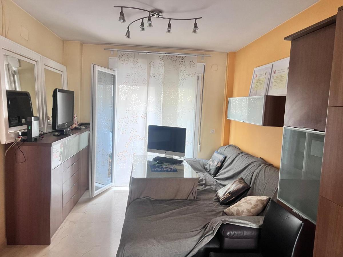 Casa Ideal Familias Y Grupos Con Balcones Exterior Soleada Patios Cerca Alhambra, Sierra Nevada, Rio Genil, Lancha Del Genil, Parque Llano Y Reloj Del Sol Con Barbacoas, Campo De Futbol, Circuito Gimnasia Leilighet Granada Eksteriør bilde