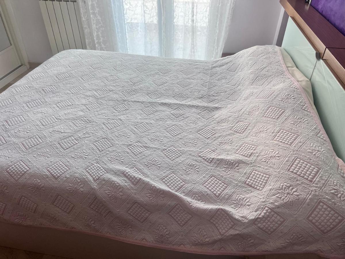 Casa Ideal Familias Y Grupos Con Balcones Exterior Soleada Patios Cerca Alhambra, Sierra Nevada, Rio Genil, Lancha Del Genil, Parque Llano Y Reloj Del Sol Con Barbacoas, Campo De Futbol, Circuito Gimnasia Leilighet Granada Eksteriør bilde