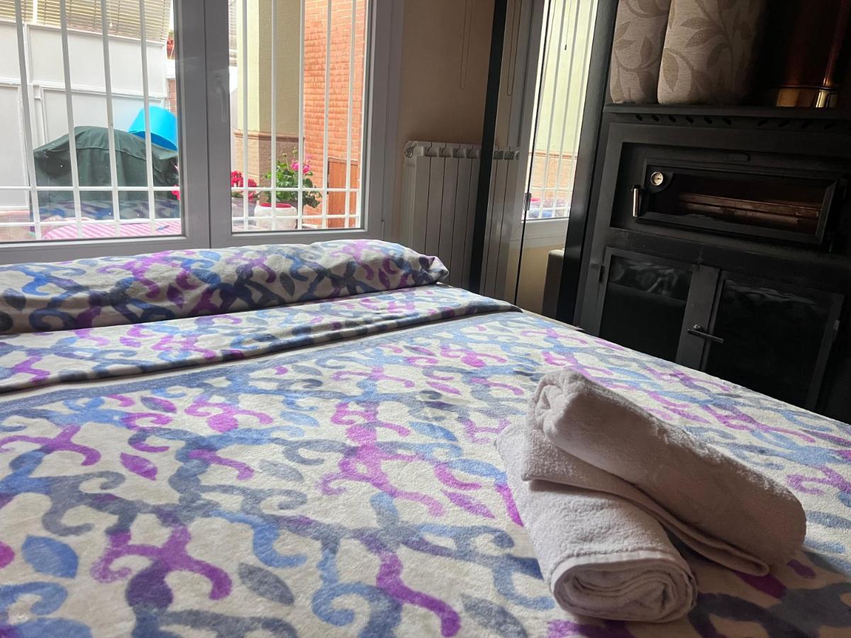 Casa Ideal Familias Y Grupos Con Balcones Exterior Soleada Patios Cerca Alhambra, Sierra Nevada, Rio Genil, Lancha Del Genil, Parque Llano Y Reloj Del Sol Con Barbacoas, Campo De Futbol, Circuito Gimnasia Leilighet Granada Eksteriør bilde