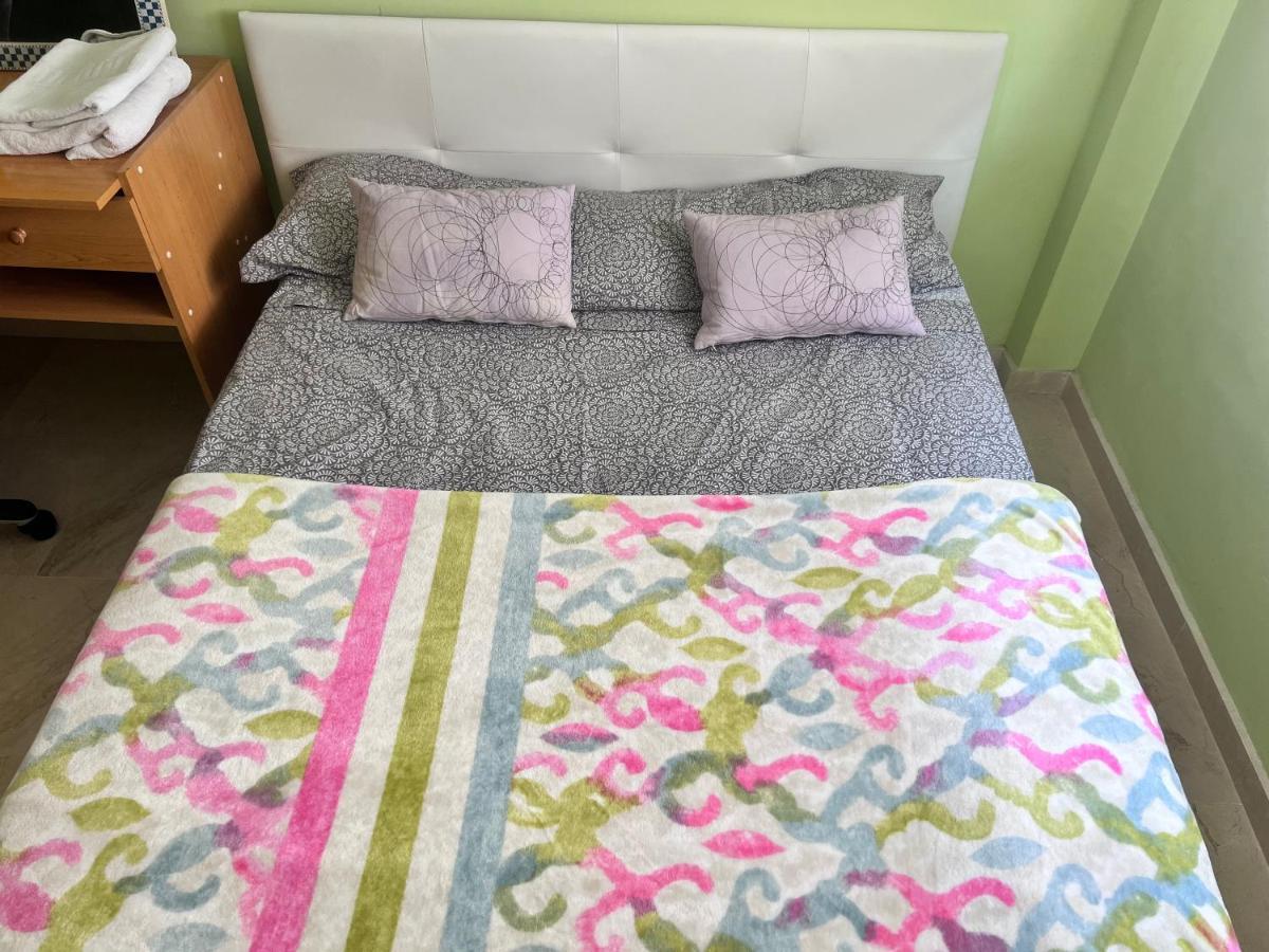 Casa Ideal Familias Y Grupos Con Balcones Exterior Soleada Patios Cerca Alhambra, Sierra Nevada, Rio Genil, Lancha Del Genil, Parque Llano Y Reloj Del Sol Con Barbacoas, Campo De Futbol, Circuito Gimnasia Leilighet Granada Eksteriør bilde