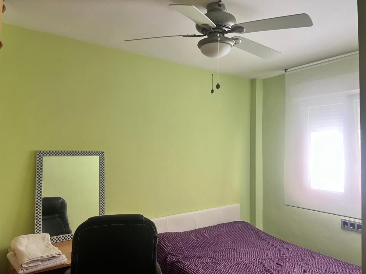 Casa Ideal Familias Y Grupos Con Balcones Exterior Soleada Patios Cerca Alhambra, Sierra Nevada, Rio Genil, Lancha Del Genil, Parque Llano Y Reloj Del Sol Con Barbacoas, Campo De Futbol, Circuito Gimnasia Leilighet Granada Eksteriør bilde